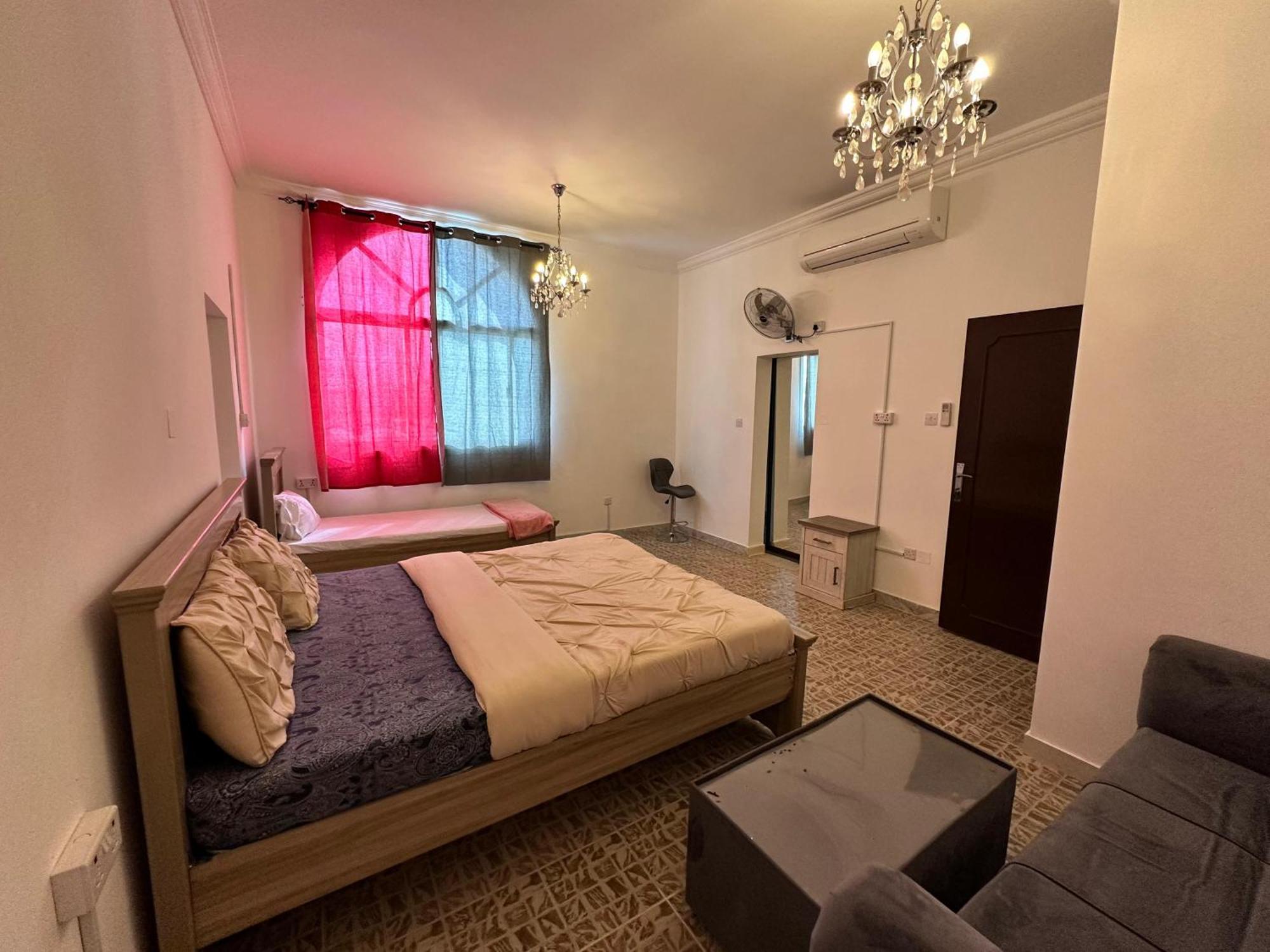 International Abu-Dhabi Hostel Villa Абу-Дабі Екстер'єр фото