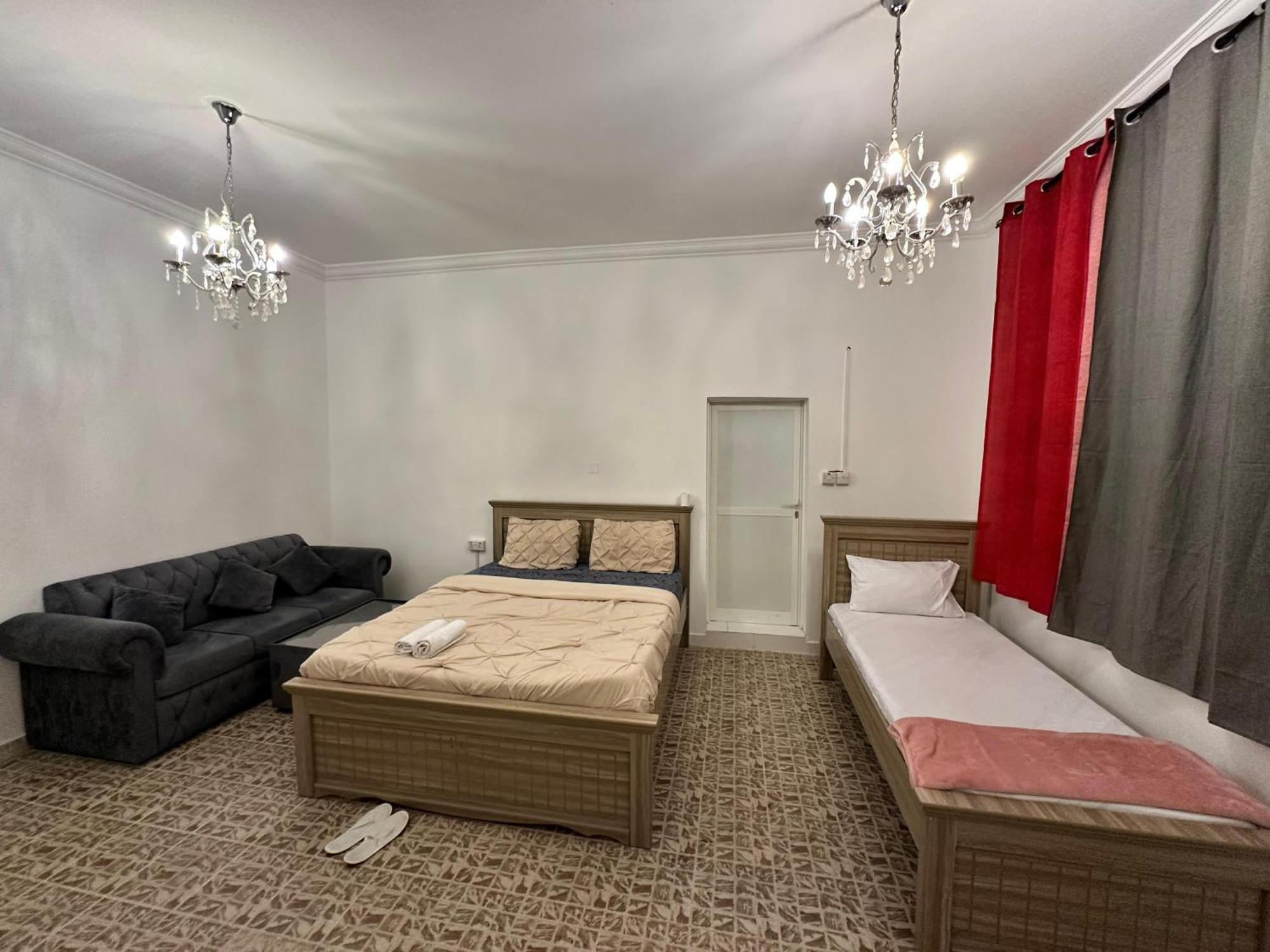 International Abu-Dhabi Hostel Villa Абу-Дабі Екстер'єр фото