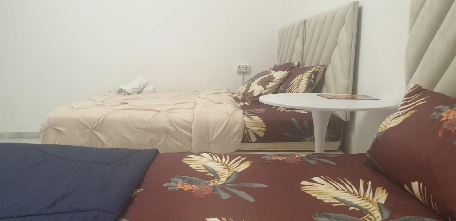 International Abu-Dhabi Hostel Villa Абу-Дабі Екстер'єр фото